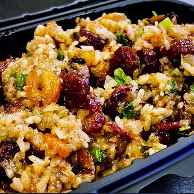 Lo Mai Fan/Sticky Fried Rice (large).